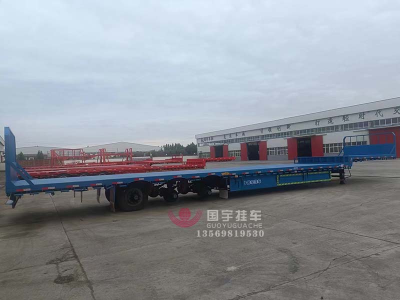低平板半掛車:運輸業(yè)的全新力量