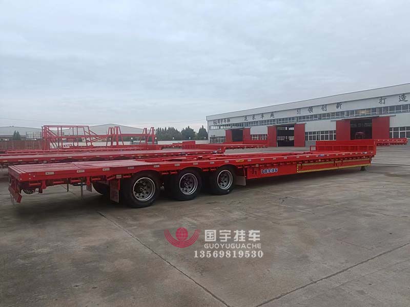 低平板半掛車:物流業(yè)的重要力量